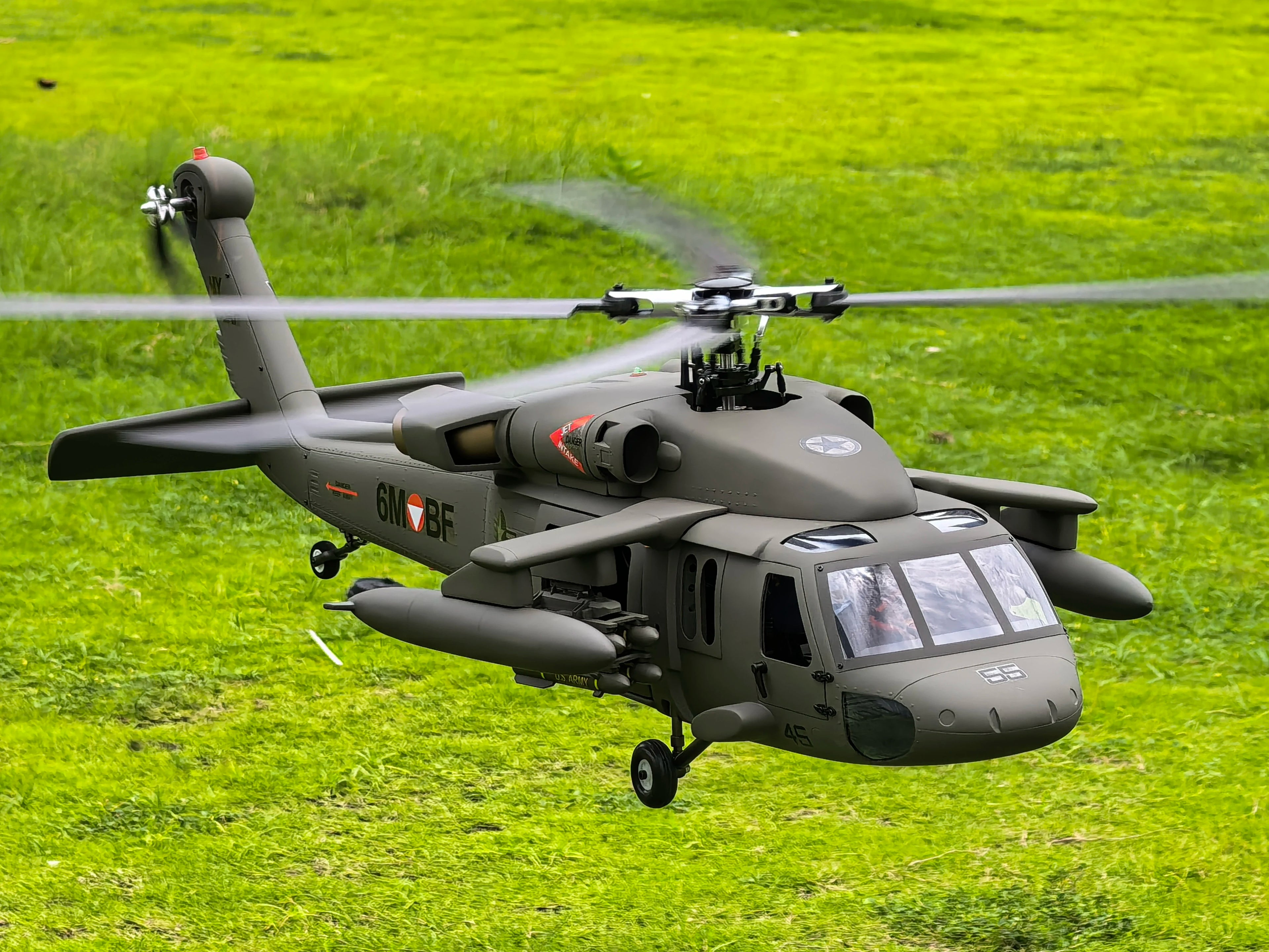 UH60 Black Hawk 500 class GPS RC Helicopter  Stable Flight / Intelligent Return Home with Flight Controller