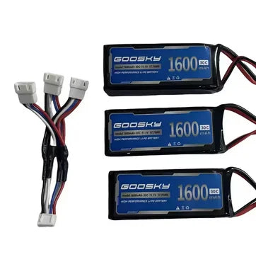云南玩具11.1V 1600mAh 30C RC直升机电池模块，适用于UH-1Y GPS无人机，提供可靠动力和约15分钟飞行时间